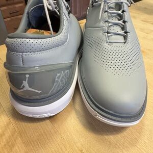 Jordan Men's Gray Sneakers